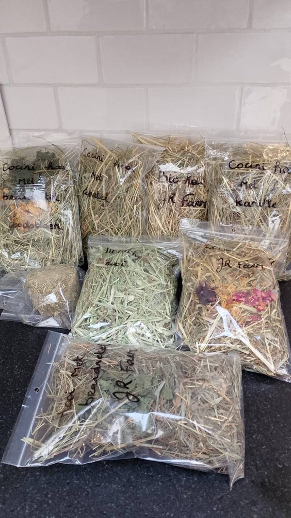Doosje gedroogd gras :)