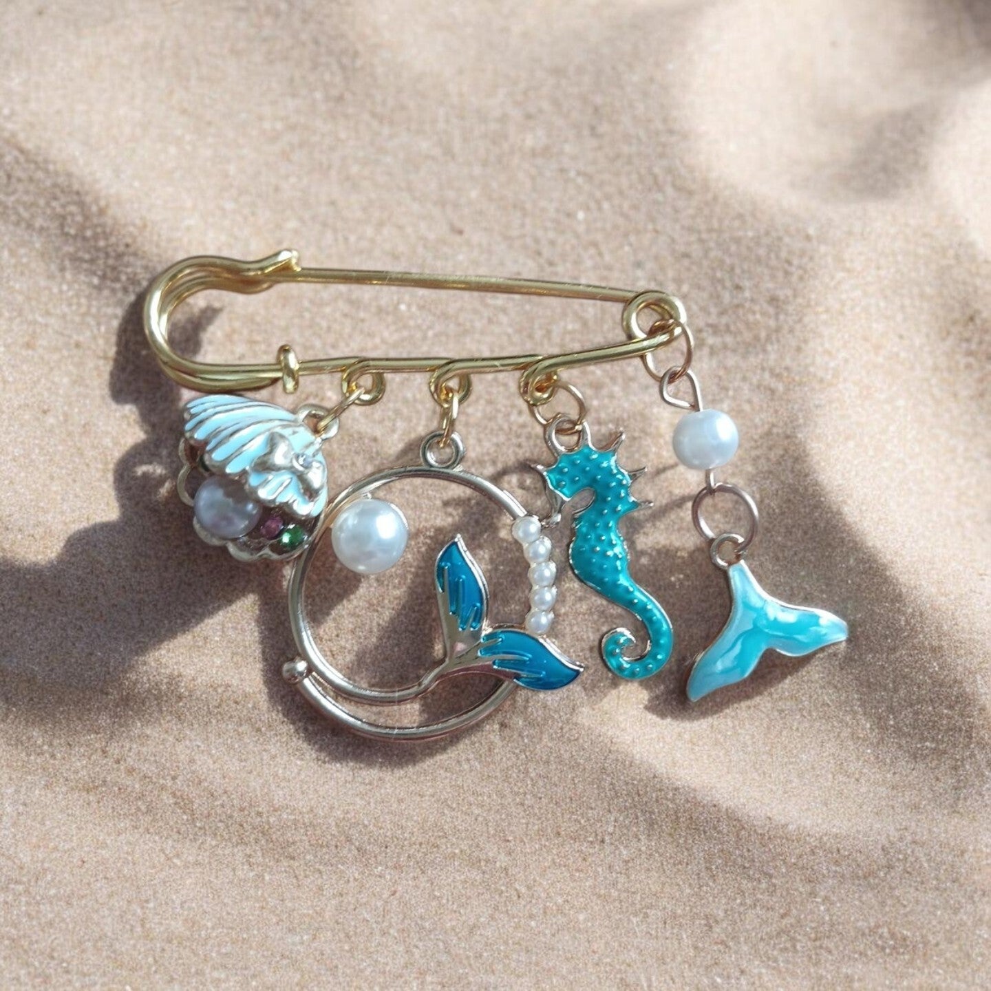 Seahorse blue