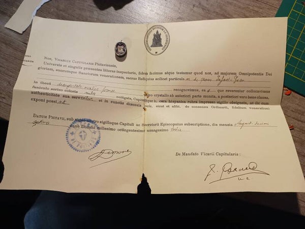 de panno infante JESUS RELIC AND document rare