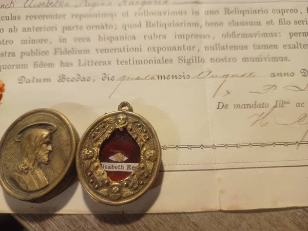 saint elisabeth of hungary relic and document