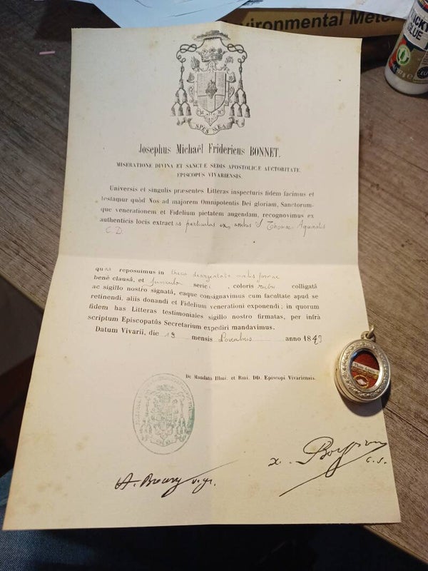 Saint Thomas Aquinas Aquina relic and document silvered theca