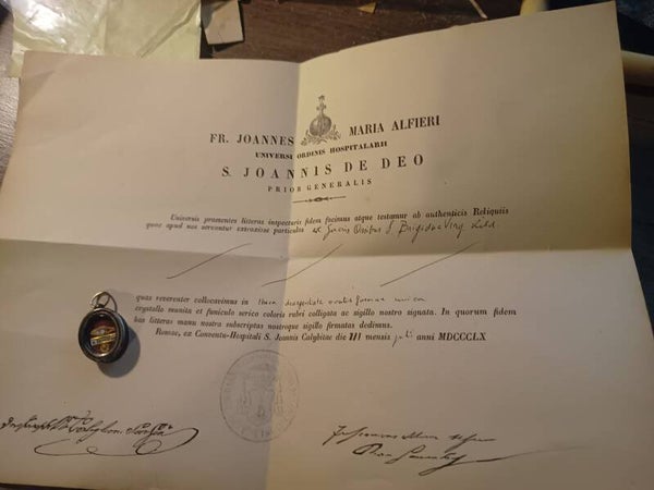 Saint Brigid of Ireland relic and document great shape
