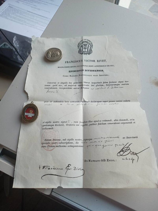 Saint catherine of sienna relic and document first class