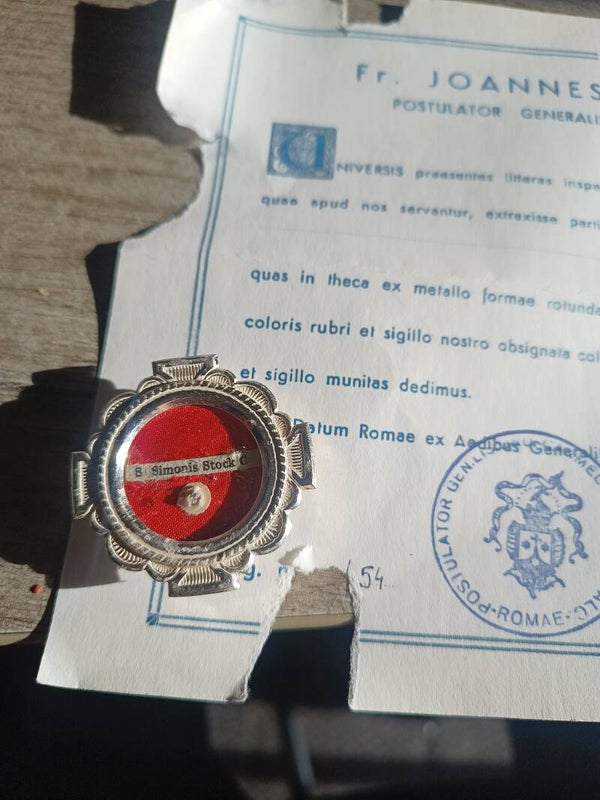 Saint Simon stock relic and document