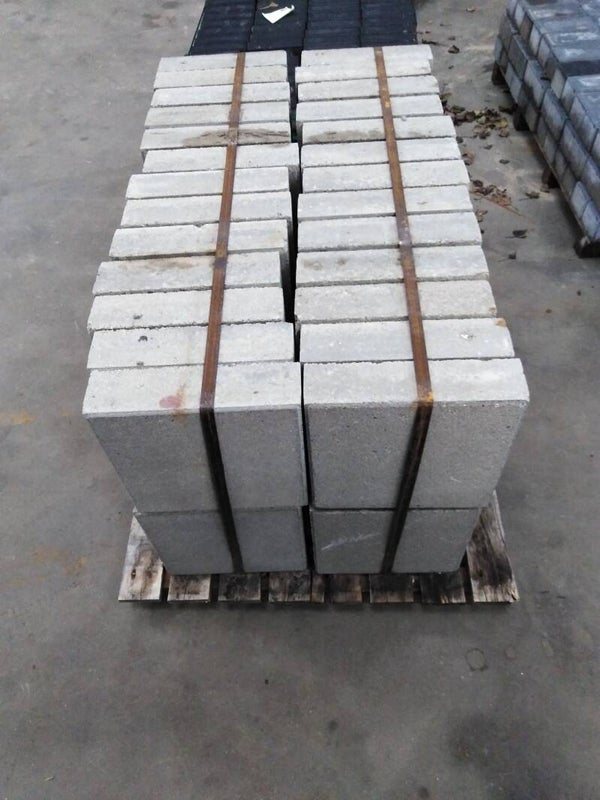 Tegel 30x30x7.5 ( 29 E )