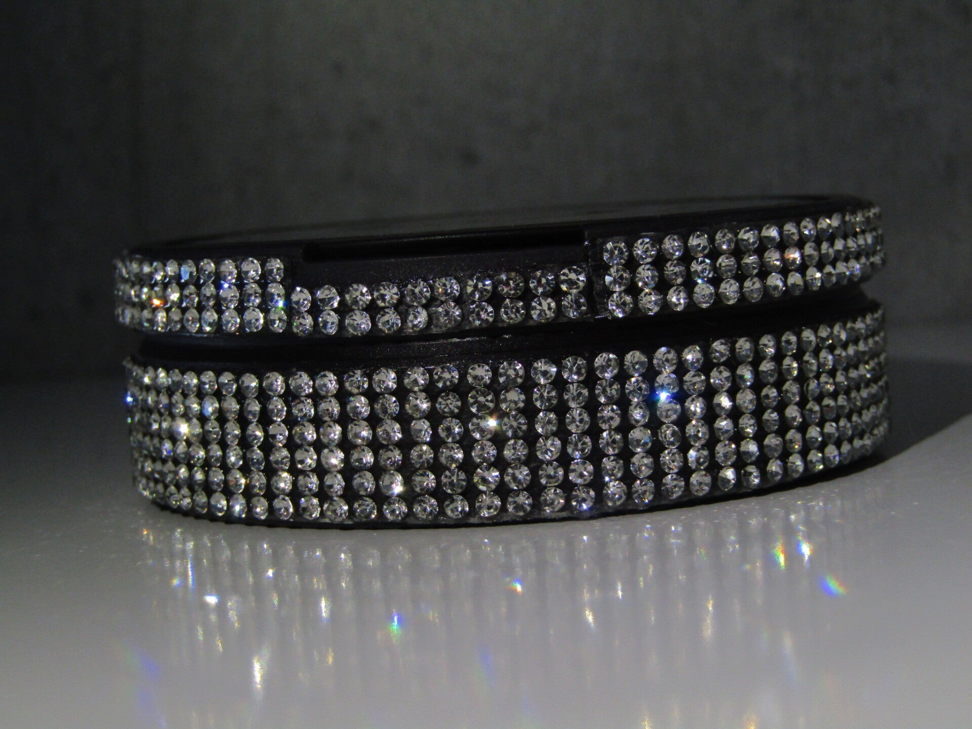 Holographic Black