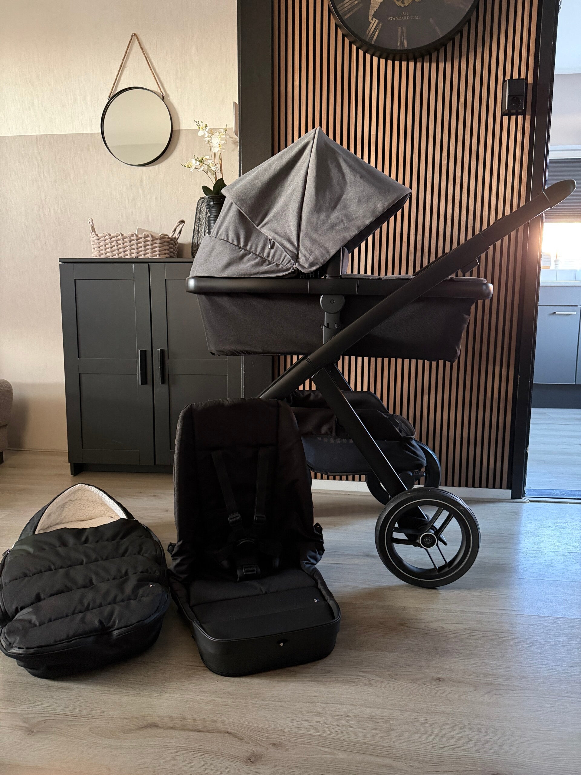 Dubatti Two • Black & Grey Melange