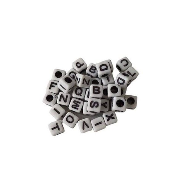 Perles carrées acryliques alphabet noir/blanc