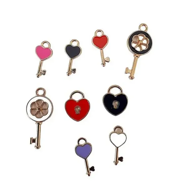 Breloque clé/cadenas en émail