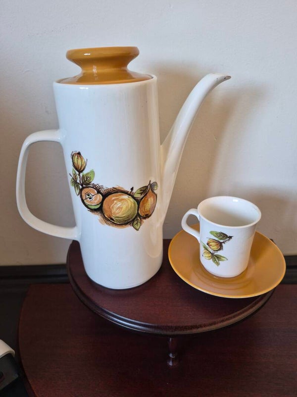 J & G Meakin studio coffee pot + cup and saucer