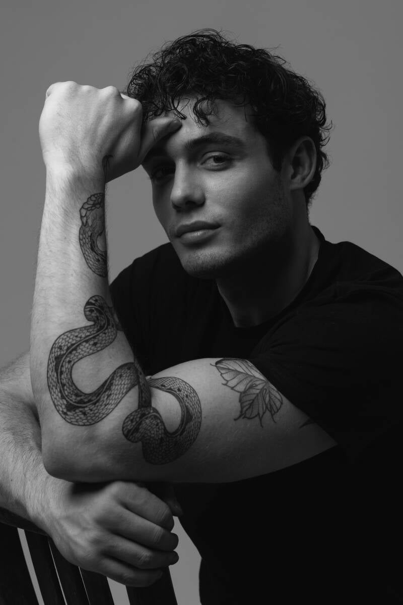 STUDIO SHOOT