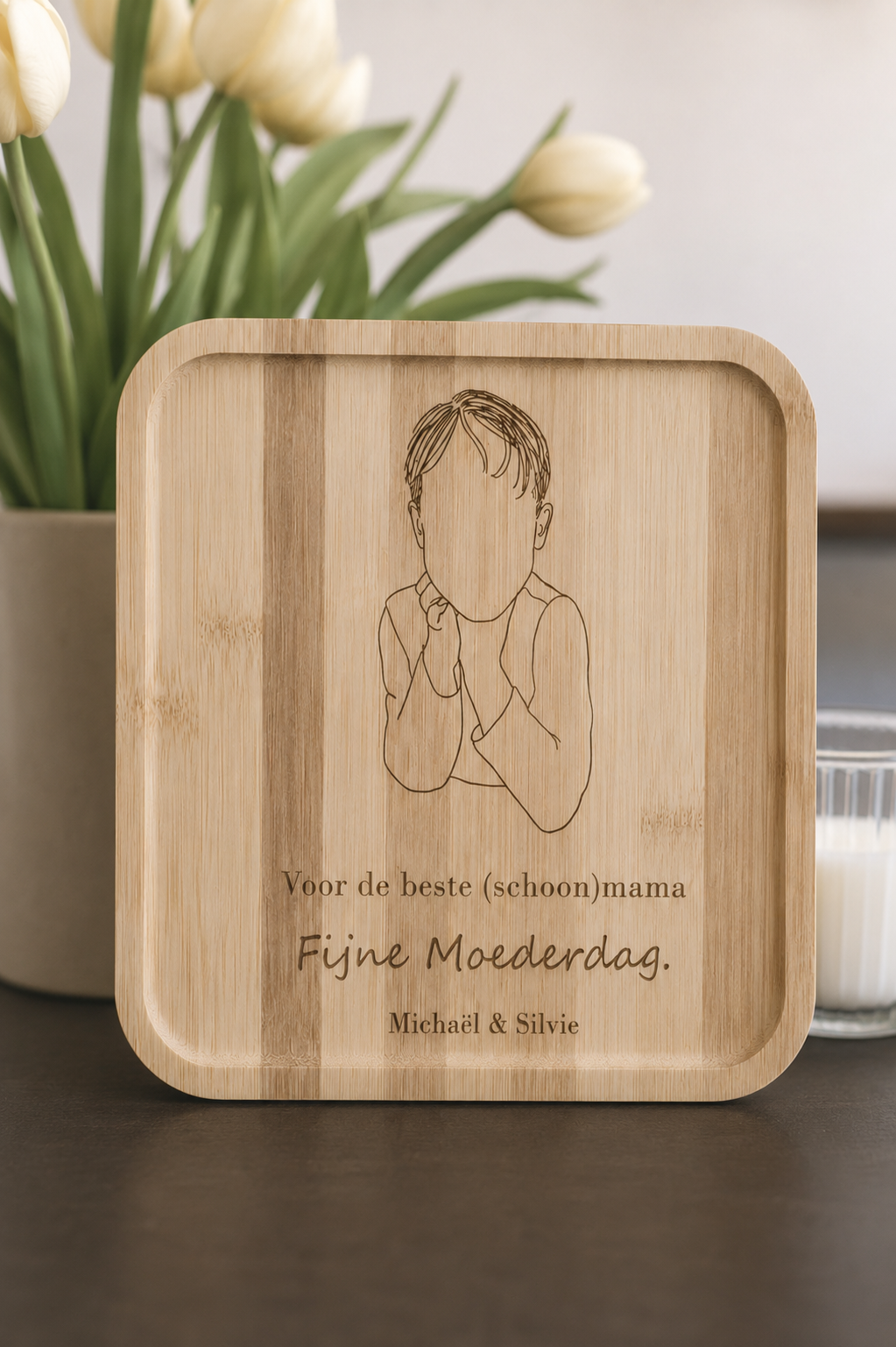 Lijntekening gegraveerd op bamboe serveerplank - vierkant