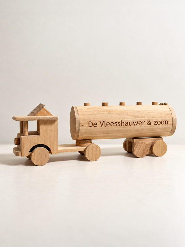 gepersonaliseerde houten tankwagen