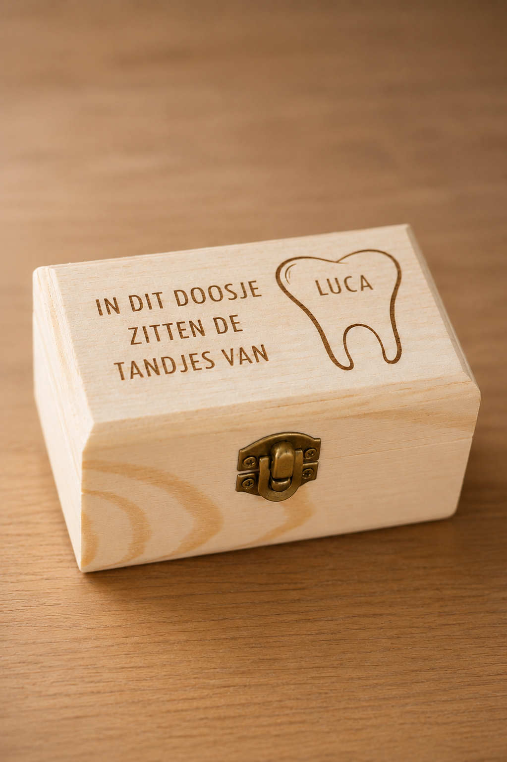Houten bewaardoosje voor melktandjes