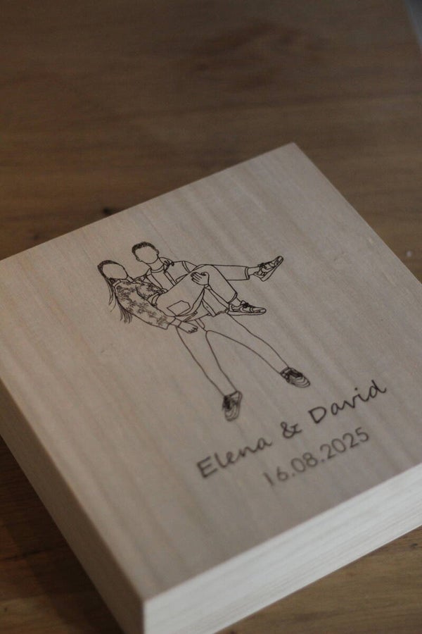 Houten box met gravure