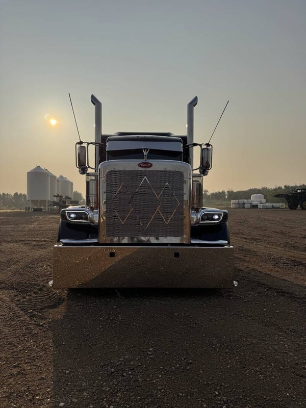 PeterBuilt 22 in BlindMount Bumper