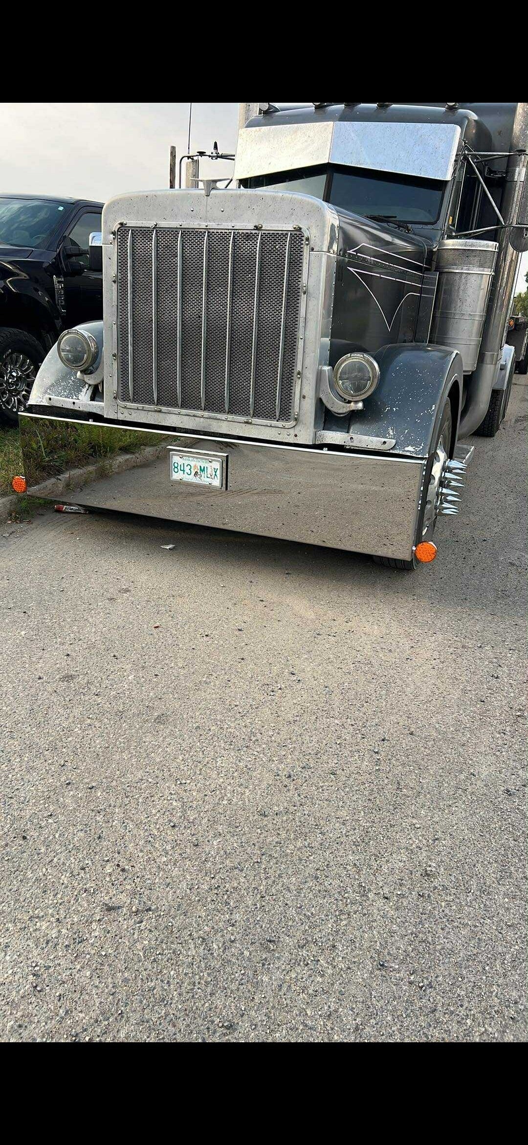 Peterbuilt  BlindMount 20in and 18 in bumper