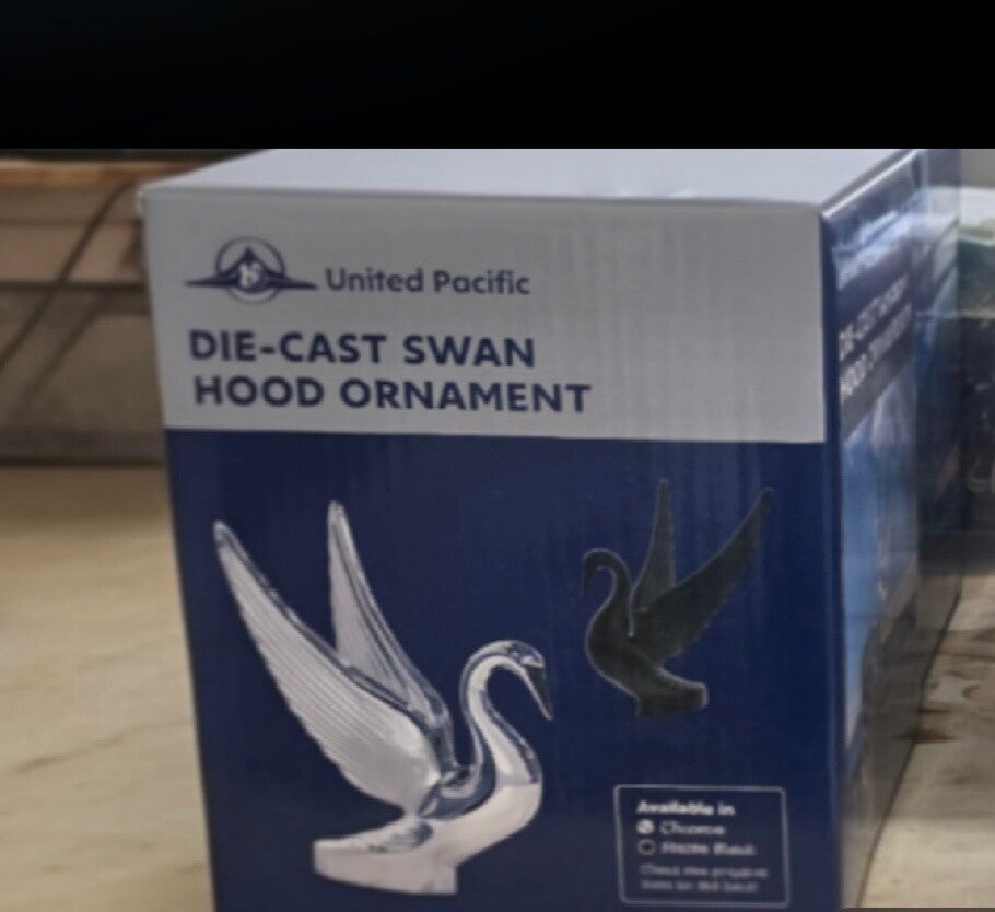 Chrome Hood Swan Ornament