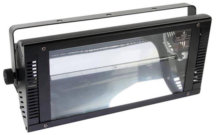 DjTeamStudioUno-Materiaal-Lichteffect-Strobo1200Watt-1.jpg