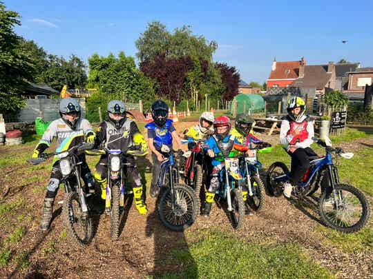 Funday Bilstain met Huur Motor