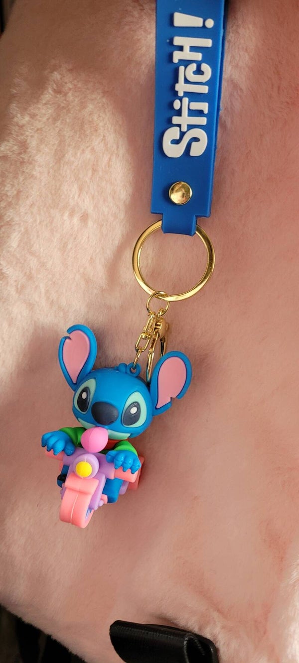 Stitch op een driewieler sleutelhanger