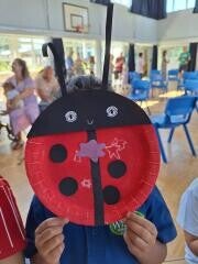 children crafting at Doodlebugs stand at the London Colney village show
