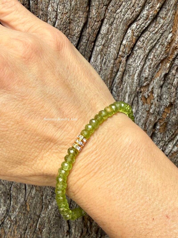 Peridot Vintage Touch