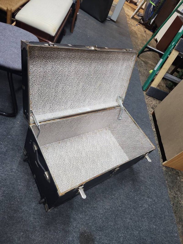 Black 2 Wheel Roller Chest