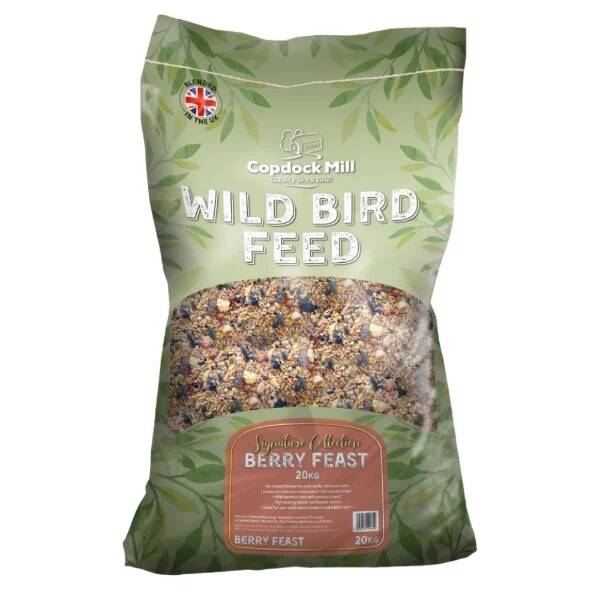 CM Signature Collection Berry Feast Wild Bird Mix