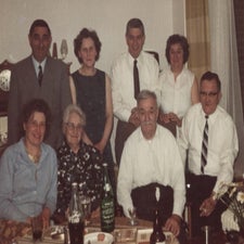 familie8-standard-ku8b6l.jpg