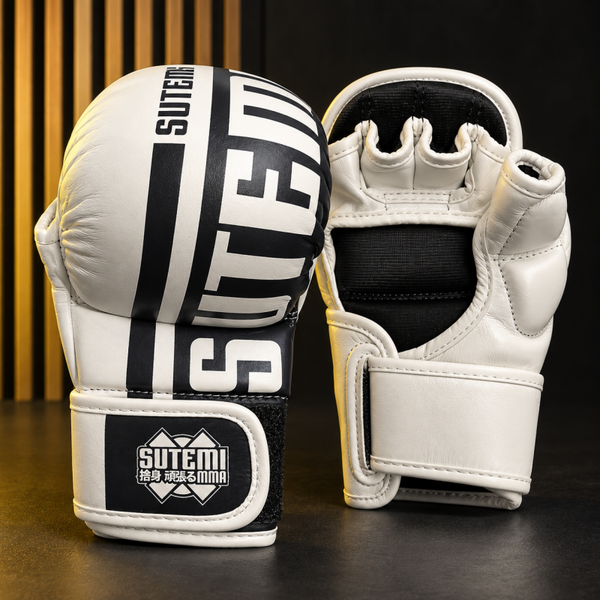 Guantilla MMA black/white
