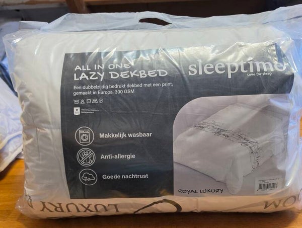 Lazy Dekbed met Letter Print 240x200 cm