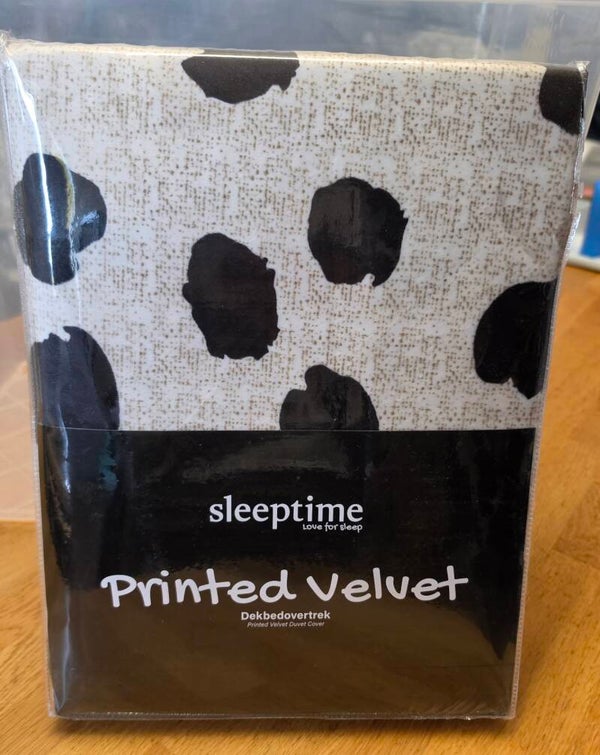 Sleeptime Velvet Stip Cream – 140x200/220 cm