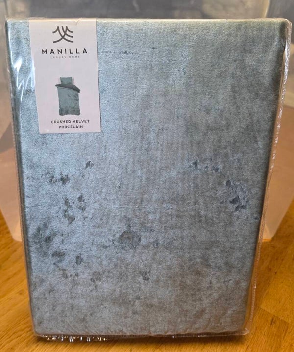 Manilla Crushed Velvet Porcelain – 140x200/220 cm