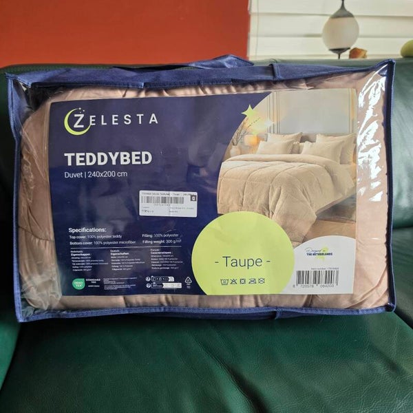 Zelesta Teddybed Taupe Dekbed – 240×200 cm