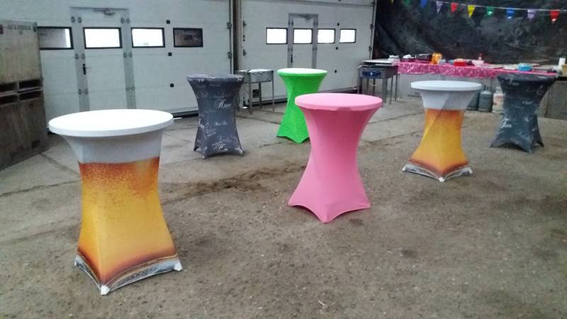 Statafels met Stretchrok