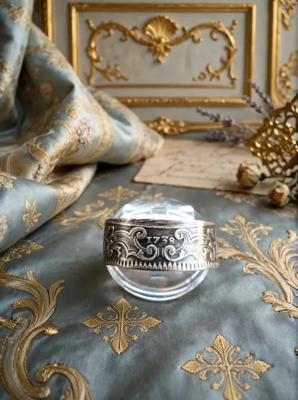 Jeton Nunquam Polluta Louis XV