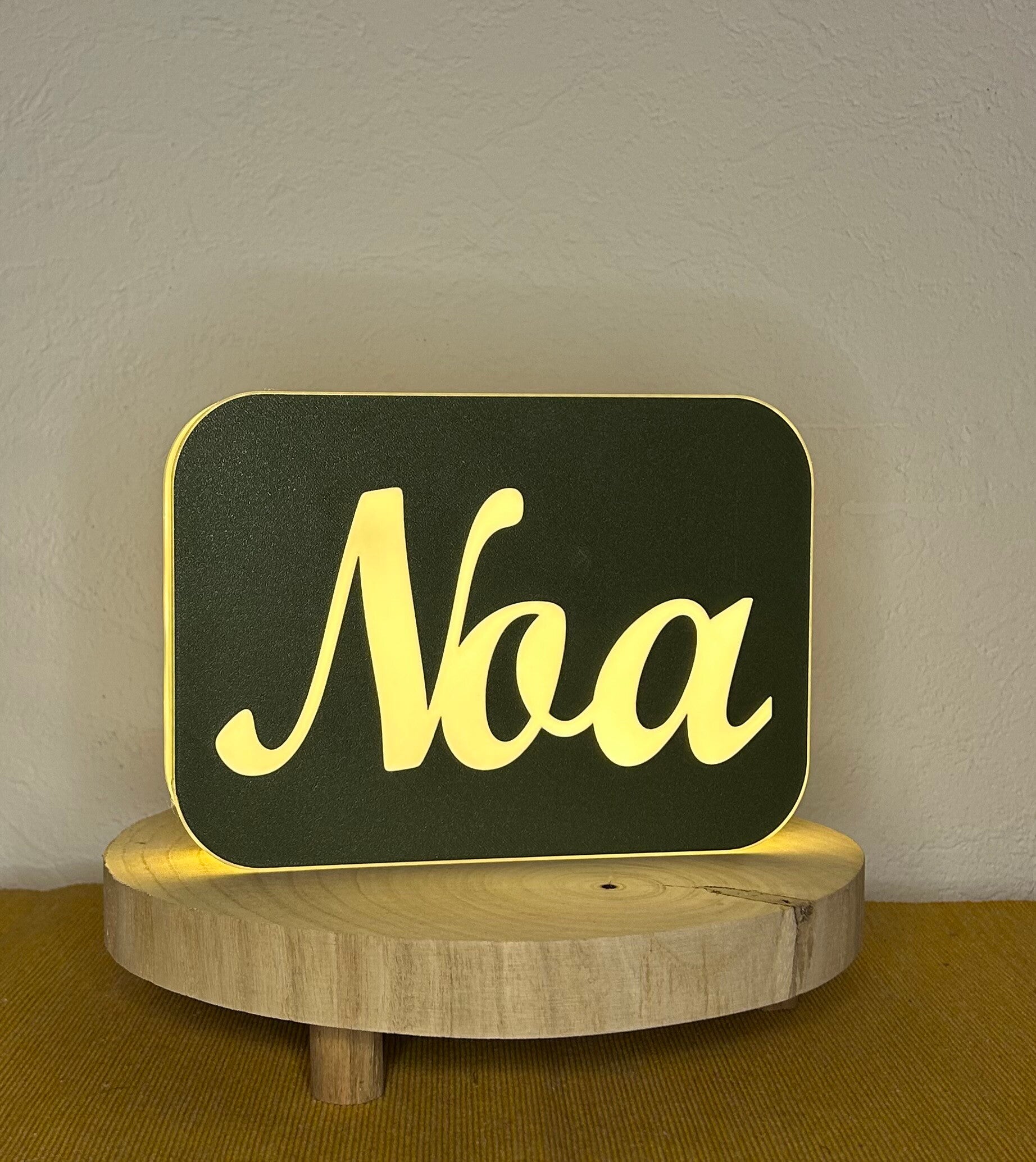 Gepersonaliseerde lichtbox met naam – LED Verlichting