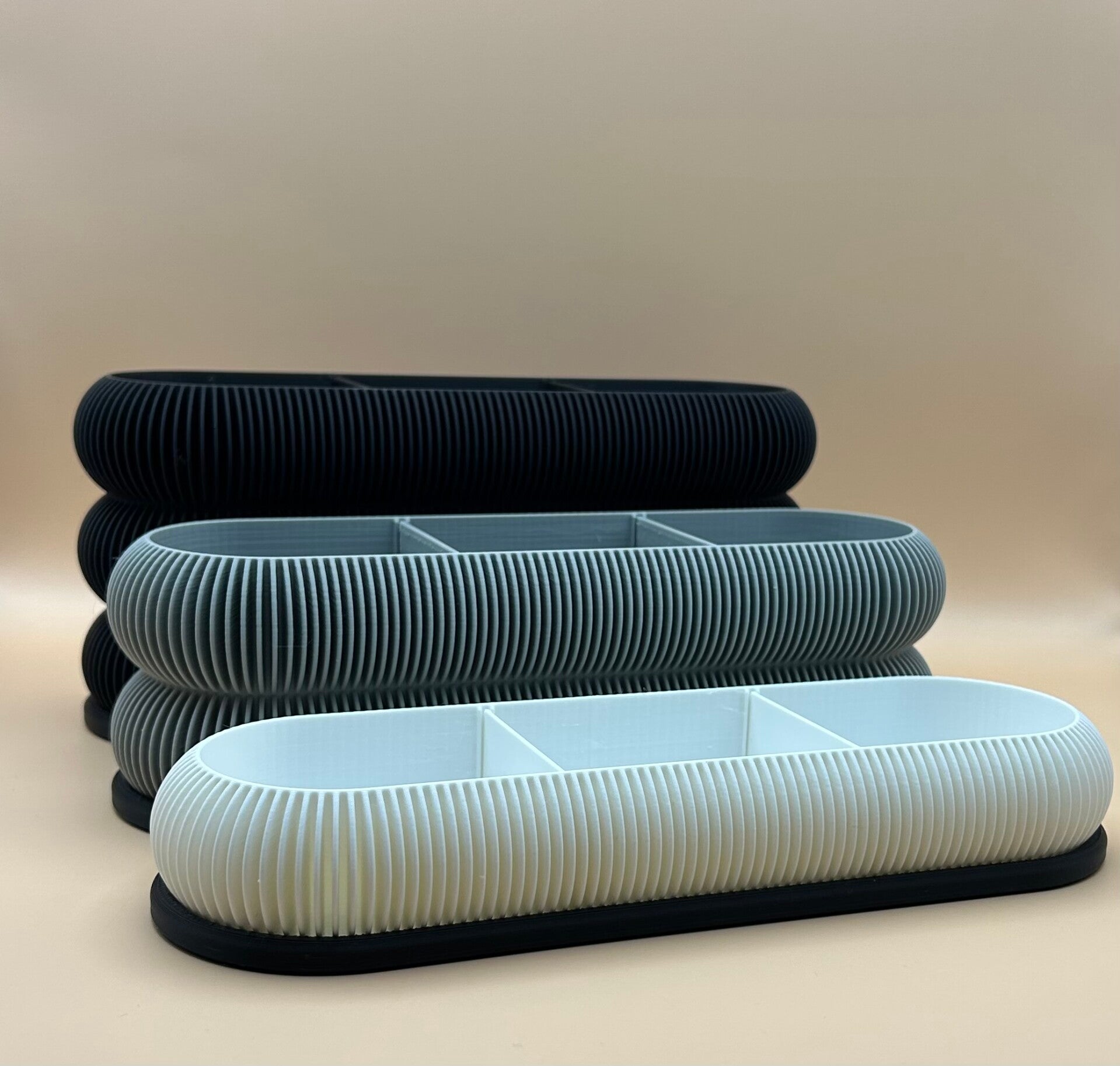 Tajemstvi Table Organizer / Pen Holder