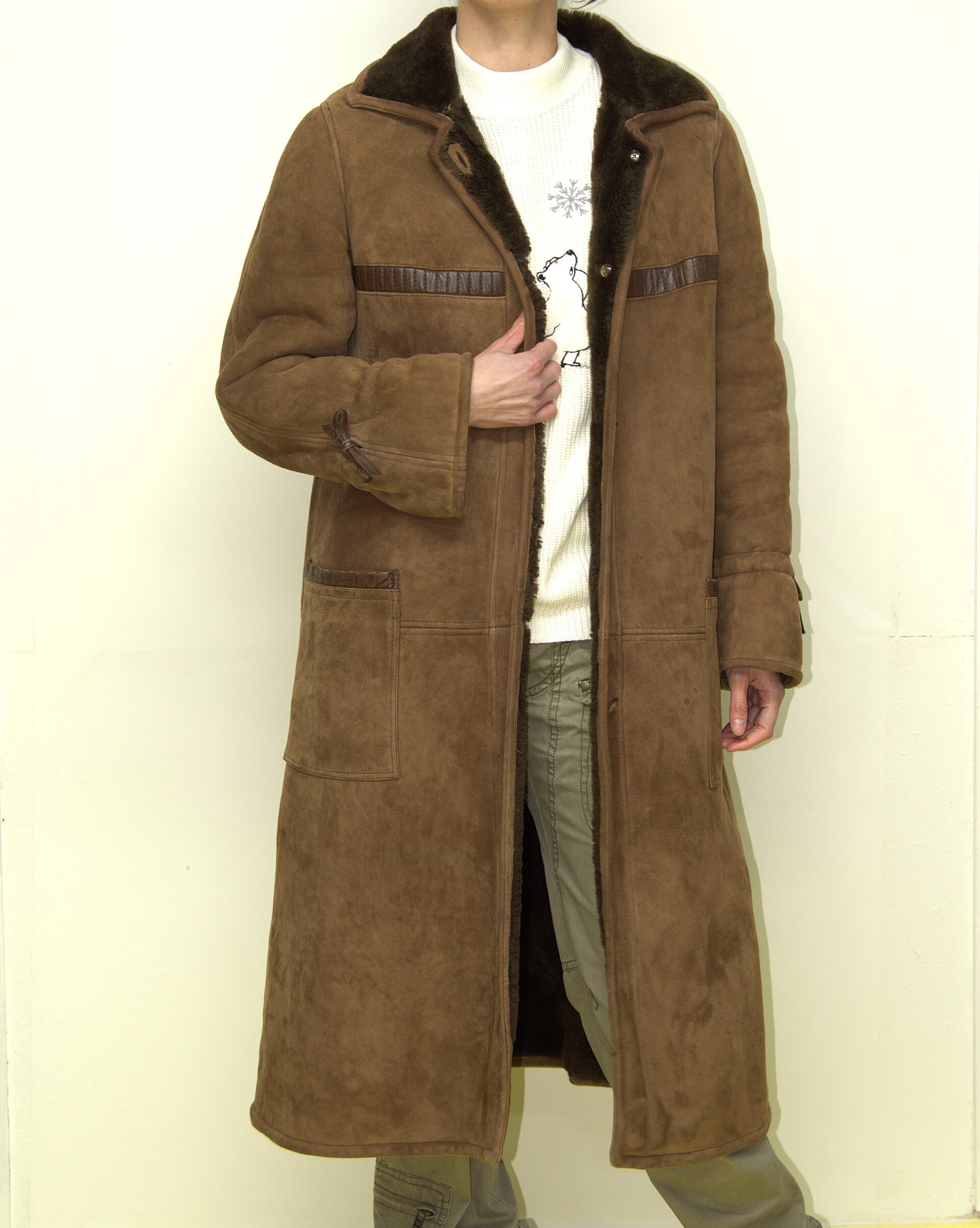 Lange bruine lammy met leren details