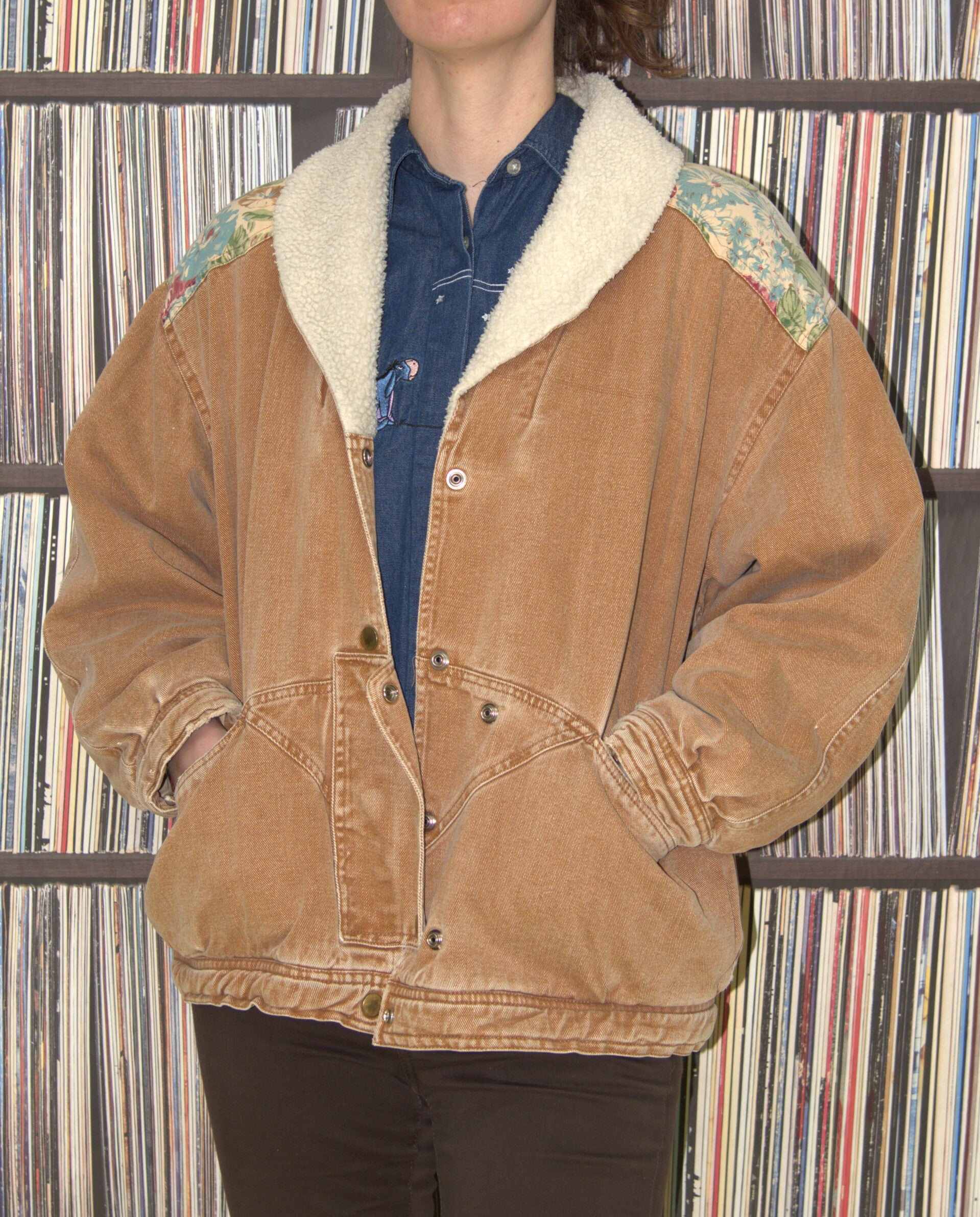 Lichtbruine denim jas met bloemenmotief