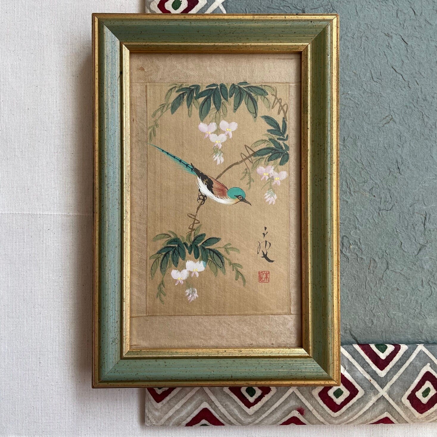 Vintage Aziatisch Zijdeschilderijtje Met Vogel En Bloemenmotief