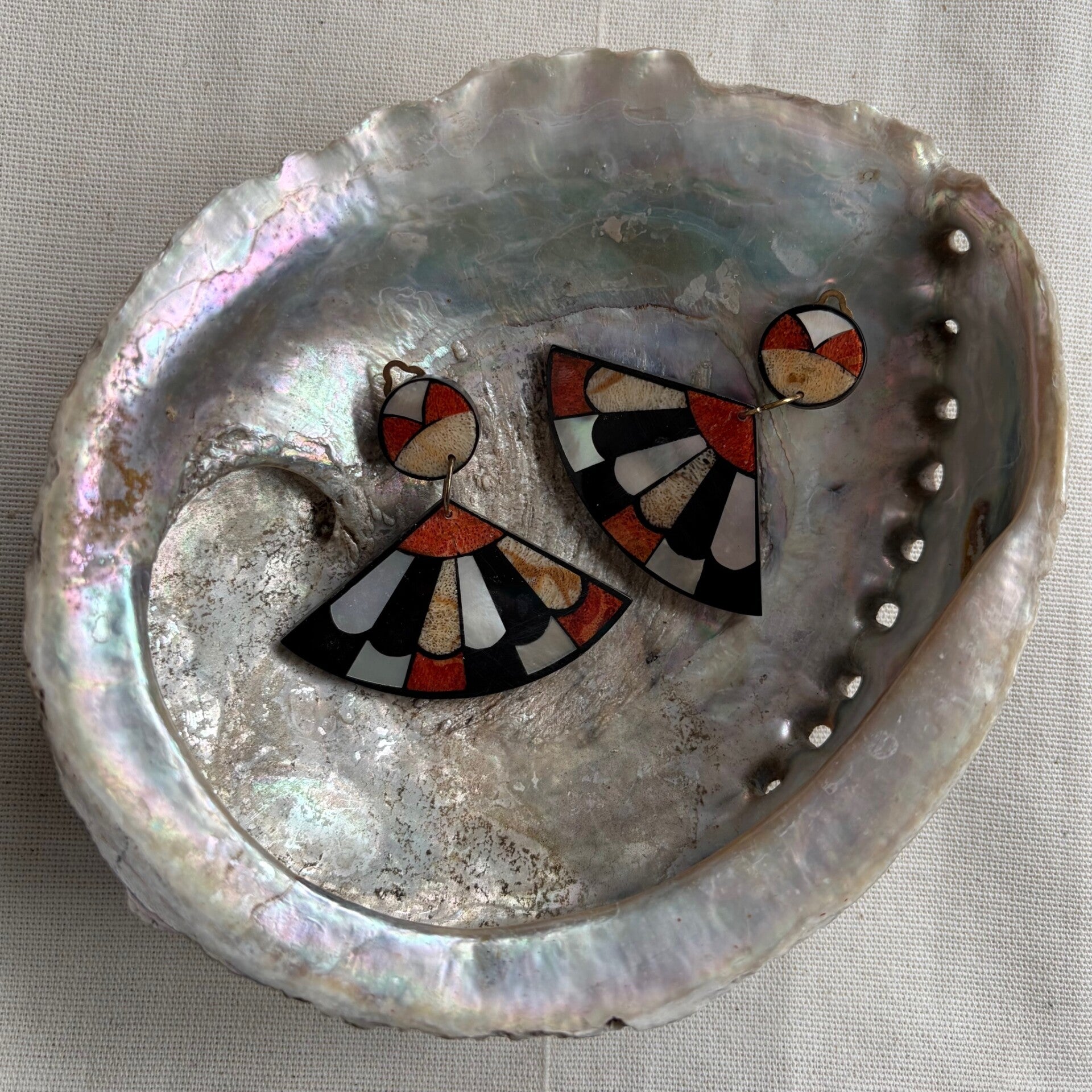 Vintage Statement Clip Oorbellen – Geometrisch Waaierdesign