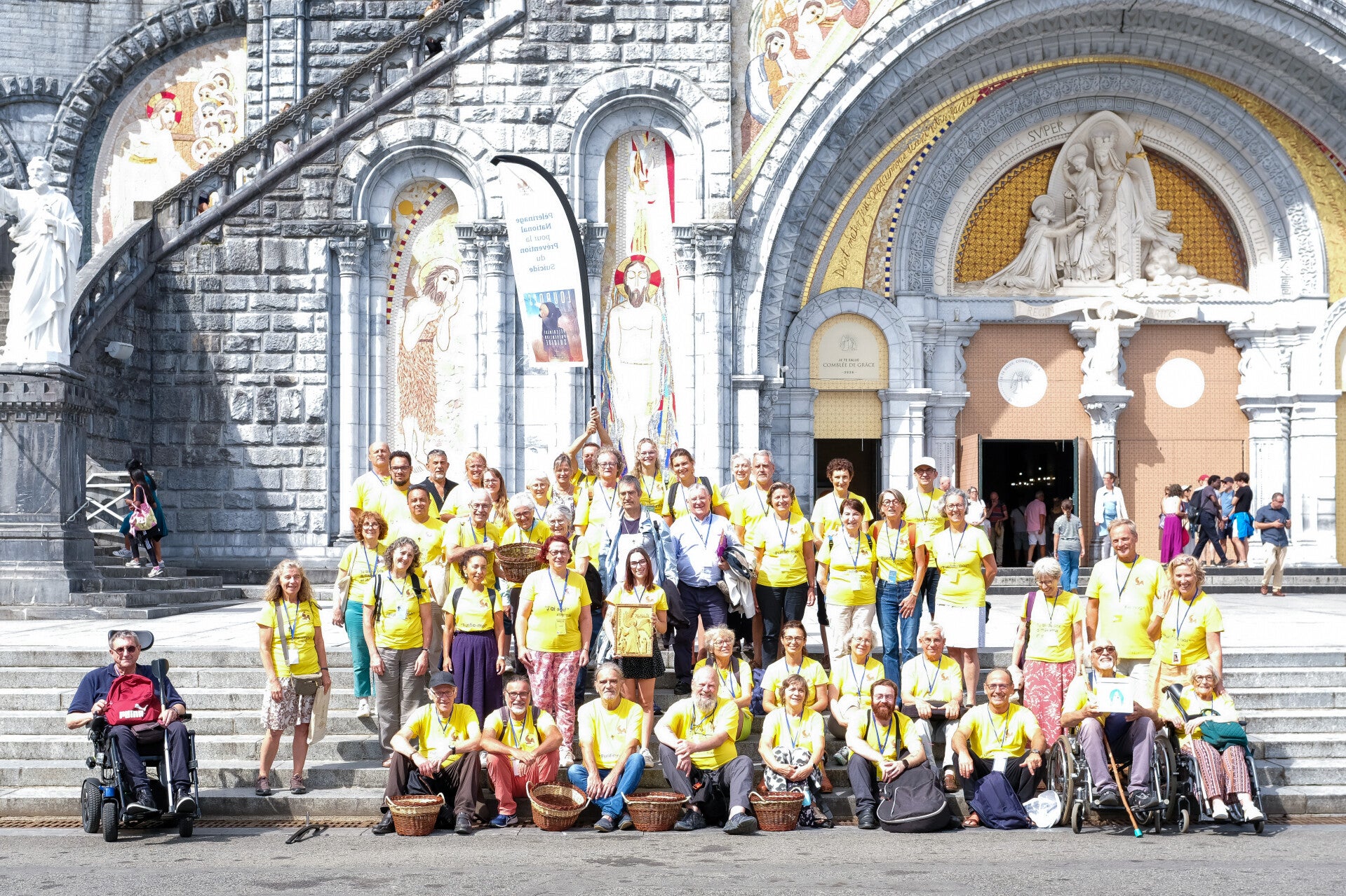 groupe-basilique-2026-standard-i2pjlz.jpg