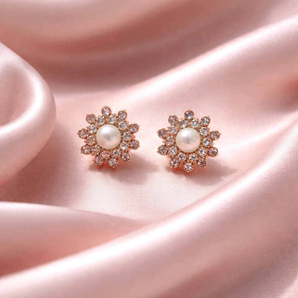 Pearl sparkle stud earrings