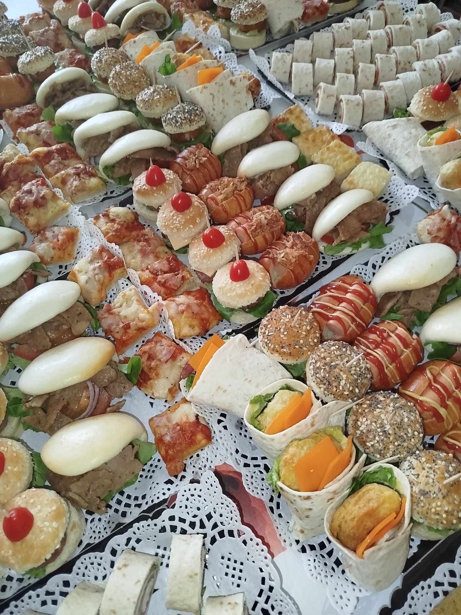 🍽️ Formule salées – 4 pièces par personne