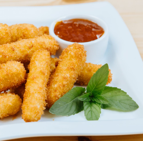Batonnet de mozzarella panés
