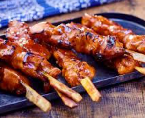 plateau de 40 brochettes yakitori au poulet