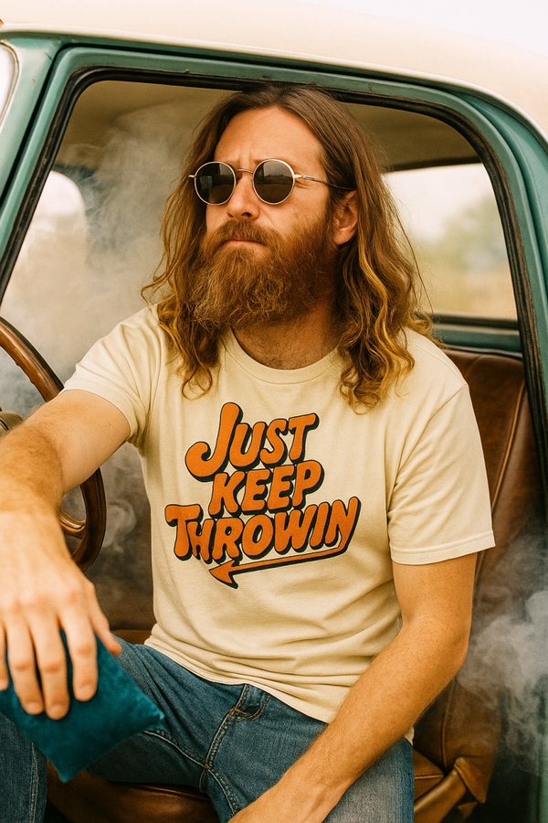 Groovy Just Keep Throwin(unisex)