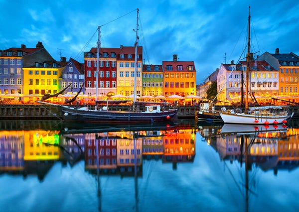 Copenhagen Old Harbor / 1000